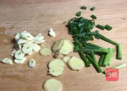 Illustration of home-style crispy bone fish 3