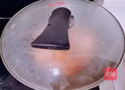 Illustration of Braised Prawn Bento 14