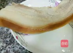 Stir-fried twice-cooked pork recipe 1