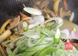 Illustration of how to make fried squid with green onions 10