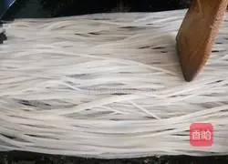 Home version of grilled cold noodles illustration 6