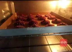 Illustration of how to make purple sweet potato and cocoa puffs 8