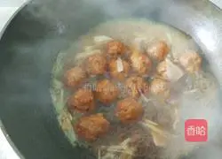 Illustration of braised meatballs 6