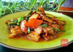 Illustration of how to make twice-cooked pork with soy sauce 12