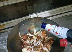 Illustration of how to make Hunan-style aftertaste crab claws 4