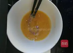 Illustration of how to make fried chicken tenderloin (pork tenderloin is also suitable for this method) 3