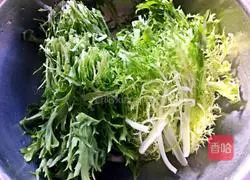 Illustration of how to make cold chrysanthemums 2