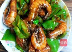 Illustration of how to make fried shrimps with green pepper 4