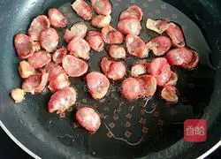 Illustration of how to make braised rice with cured mushrooms and mushrooms 4