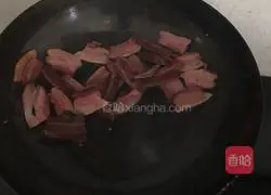 Illustration of how to stir-fry bacon with peppers 6