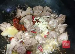 Illustration of how to make beer duck 5