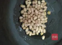 Kung Pao Illustration of how to make diced chicken 5