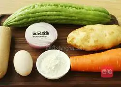 Illustration of how to make mashed potatoes stuffed with bitter melon 1
