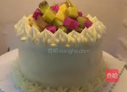 Colorful Fruit Cream Cake Recipe Illustration 5