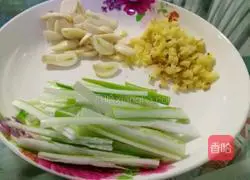 Illustration of how to make boiled fish 3