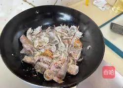 Illustration of how to make salt and pepper shrimp crawlers 6