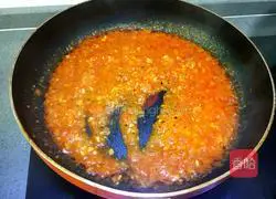 Illustration of how to make tomato sauce pasta 11