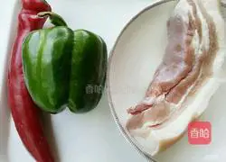 Illustration of how to make twice-cooked pork with green pepper 1