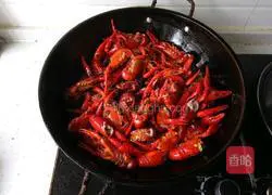Hubei Braised Prawns (Spicy Crayfish) Recipe Illustration 3