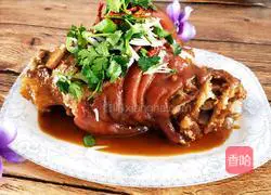 Illustration of Braised Pork Knuckles 21