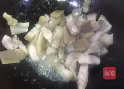 Illustration of how to make pork belly stewed with frozen tofu 8