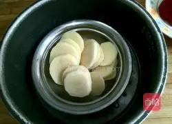 Illustration of how to make colorful pepper mashed potato cake 2