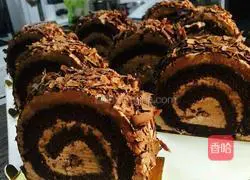 Black Forest Cake Roll Recipe Illustration 9