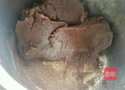 Black Swan Puffs Recipe Illustration 4