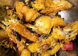 Pictures of how to make spicy and sour fish 4