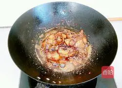 Illustration of how to cook twice-cooked pork 1