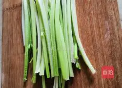 Illustration of how to make assorted fish soaks 3