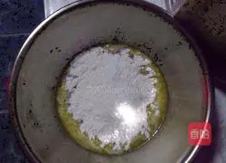 Illustration of how to make homemade swan puffs 2