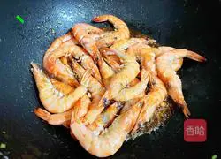 Illustration of Braised Prawns 7