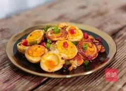 Illustration of how to make crispy money eggs 11