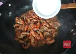 Braised shrimp with seeds Practice illustration 5