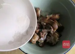 Illustration of how to make pig's feet and ginger 2