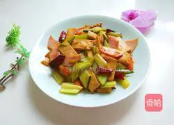 Illustrations on how to make five creative northern stir-fried dishes 15