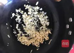 Illustration of steamed shrimps with garlic and enoki mushrooms 2