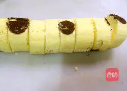 Cow Cream Cake Roll Recipe Illustration 20