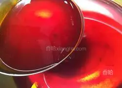 Illustration of how to make spicy seafood with spicy sauce 5