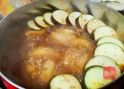 Thai Tom Yum Hot Pot Recipe Illustration 5