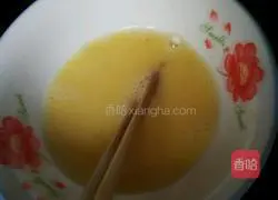 Illustration of how to make crispy fried chicken tenders 5