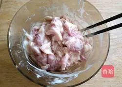  Illustration of how to make crispy pork 5