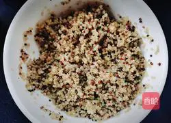 Quinoa Steak and Vegetable Salad Recipe Illustration 2