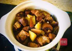 Illustration of how to make braised pork vermicelli 4