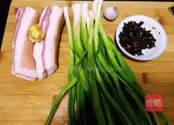 Illustration of the recipe of twice-cooked pork with soy sauce 1