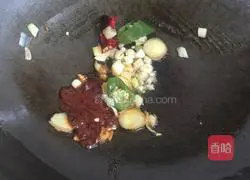 Illustration of how to cook sturgeon and stewed potatoes 6