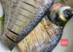 Illustration of steamed Wuchang fish 2