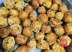 How to make pumpkin balls with sesame seeds in every bite.Illustration of how to make it so simple 8