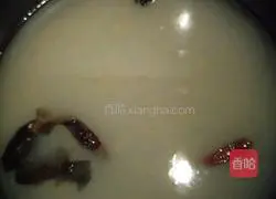 Illustration of how to make boiled pork slices 9